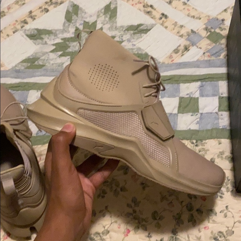 Puma Rihanna fentys